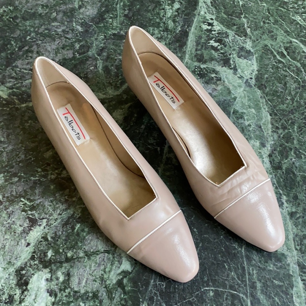 Talbots. Made in Italy. 9 1/2. Chunk heel. 1 1/4